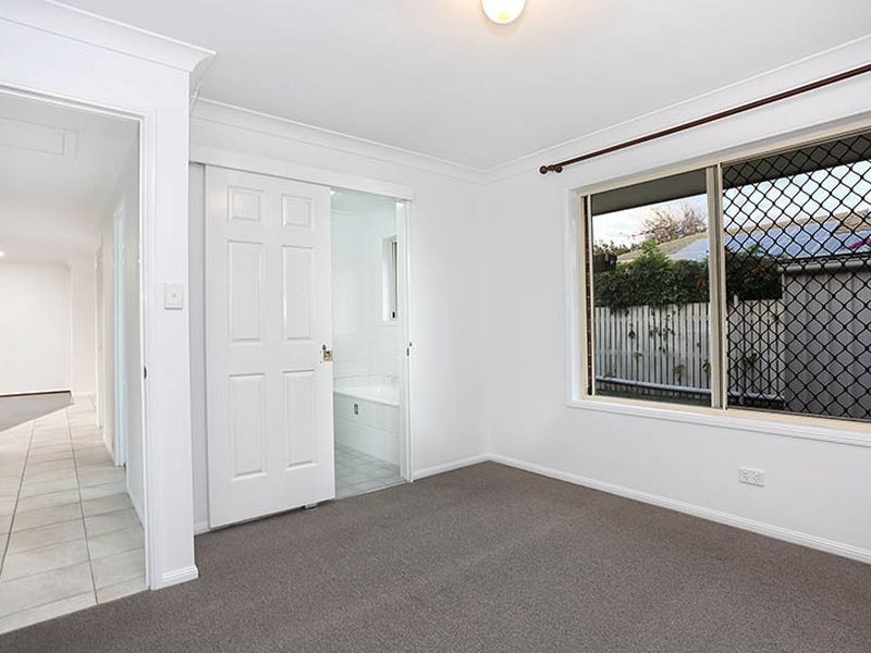 70 Lilly Pilly Crescent, Fitzgibbon QLD 4018