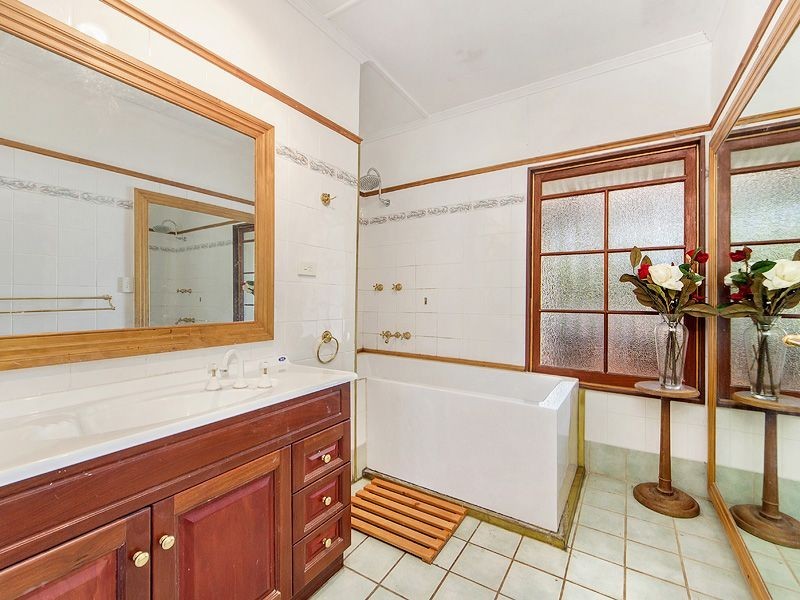 58 Landsboro Avenue, Boondall QLD 4034