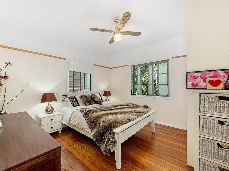 58 Landsboro Avenue, Boondall QLD 4034