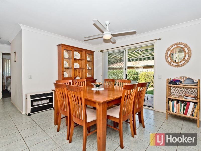 8 Azalea Crescent, Fitzgibbon QLD 4018