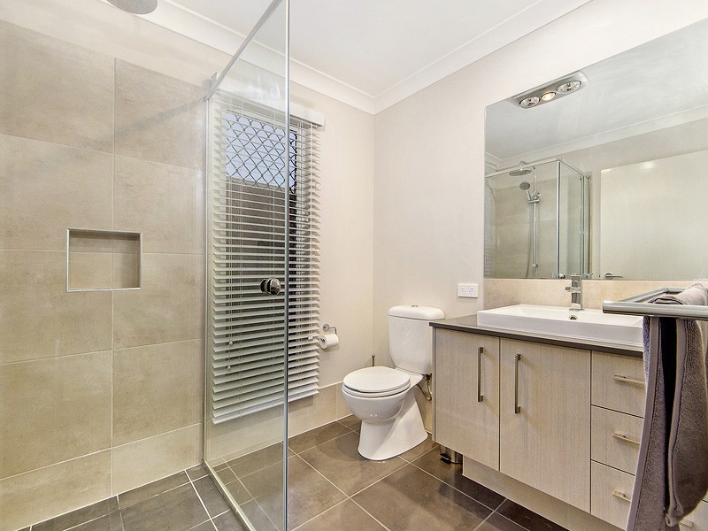 12 Blue Mountains Crescent, Fitzgibbon QLD 4018