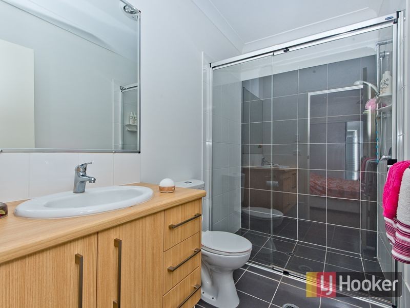 10 Hinchinbrook Avenue, Fitzgibbon QLD 4018