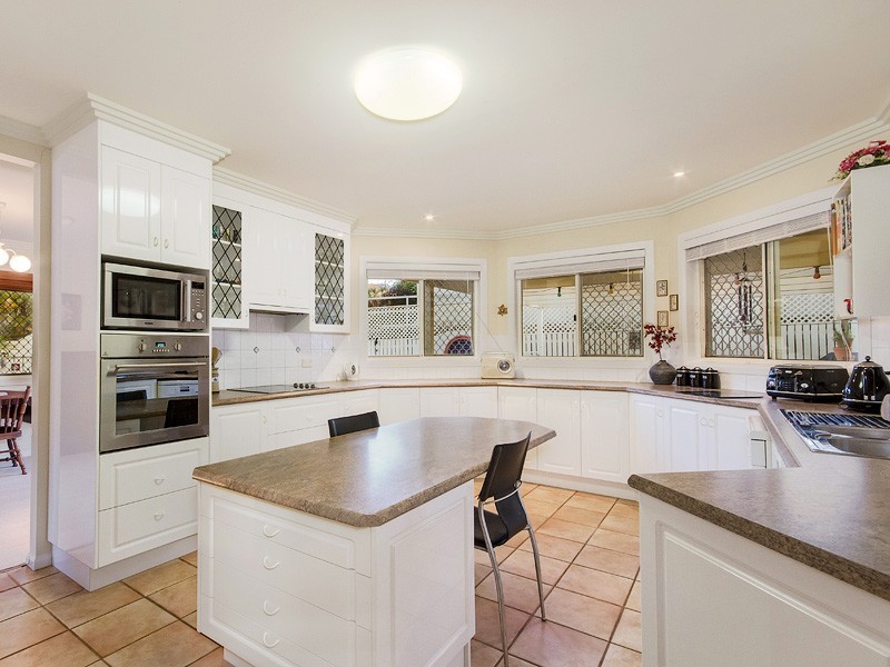 11 Allamanda Place, Chermside West QLD 4032