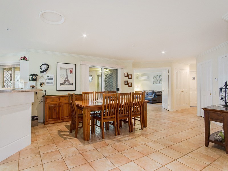 11 Allamanda Place, Chermside West QLD 4032