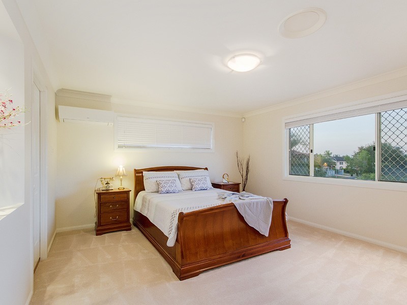 11 Allamanda Place, Chermside West QLD 4032