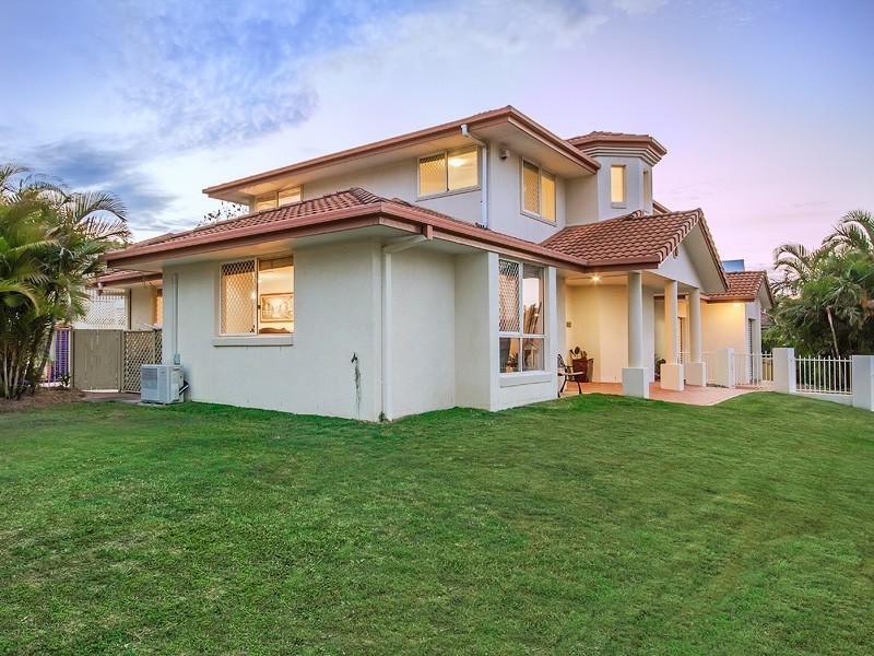 11 Allamanda Place, Chermside West QLD 4032