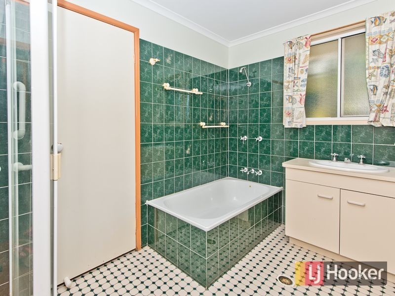 9 Tulip Close, Fitzgibbon QLD 4018