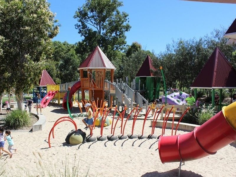 9 Tulip Close, Fitzgibbon QLD 4018