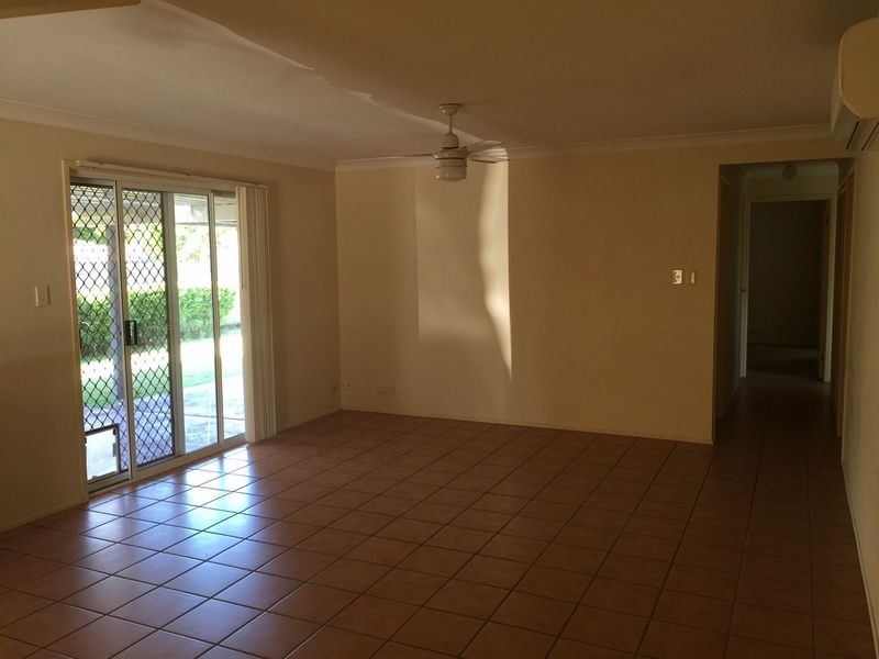 11 Morgan Road, Albany Creek QLD 4035