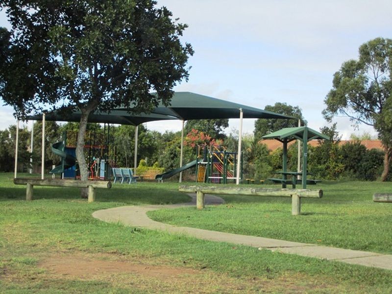 12 Applegum Place, Fitzgibbon QLD 4018