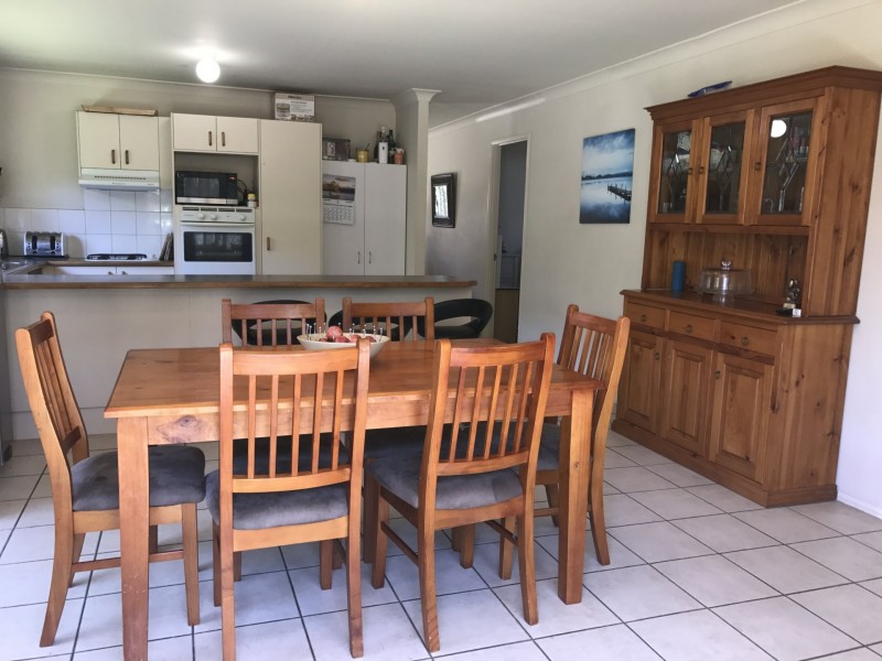 17 Jarrah Place, Fitzgibbon QLD 4018