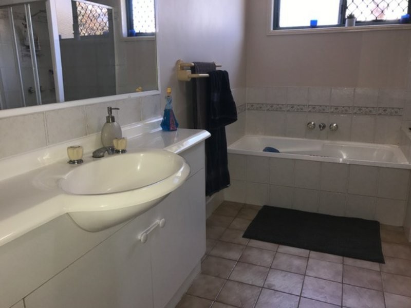 17 Jarrah Place, Fitzgibbon QLD 4018