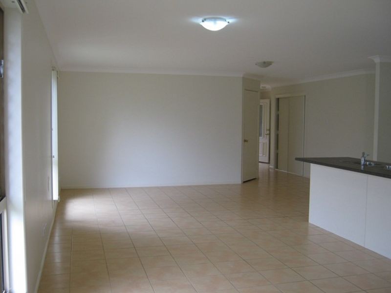 13 Lyrebird Close, Taigum QLD 4018