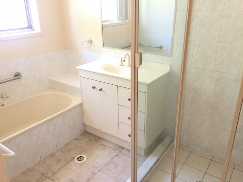 25 Manitoba Place, Wavell Heights QLD 4012