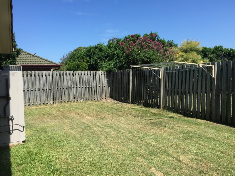 25 Manitoba Place, Wavell Heights QLD 4012