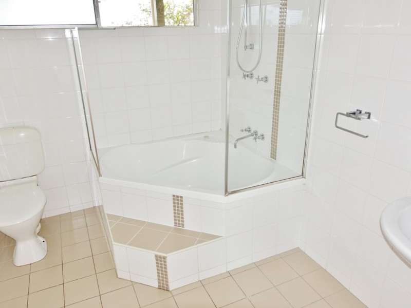 57 Ringrose Street, Stafford Heights QLD 4053