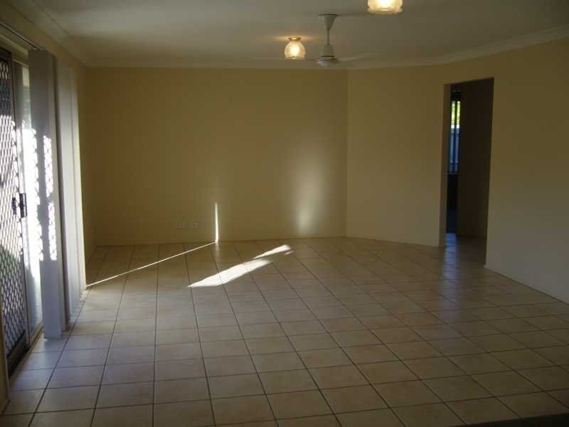 17 Bearke Place, Bracken Ridge QLD 4017