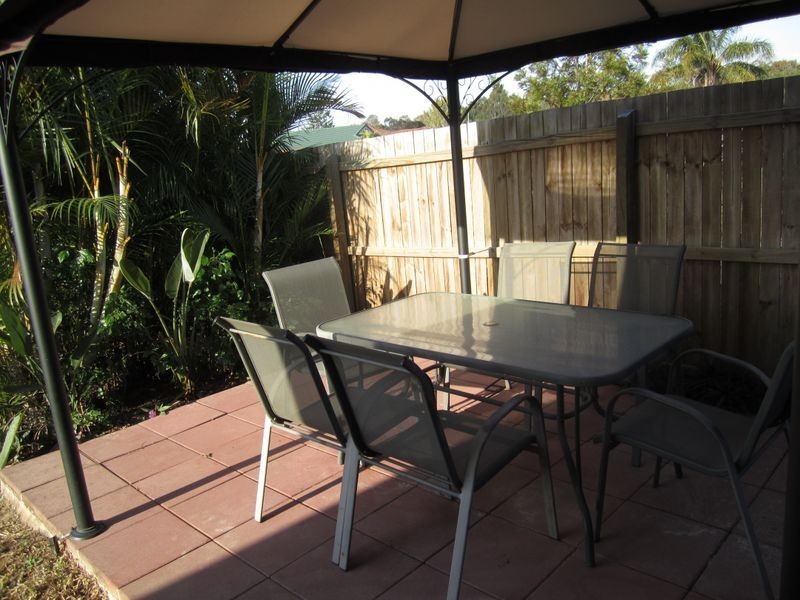 1/5 Rose Street, Fitzgibbon QLD 4018