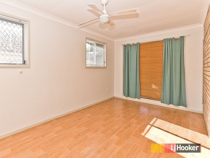 8 Conifer Close, Fitzgibbon QLD 4018