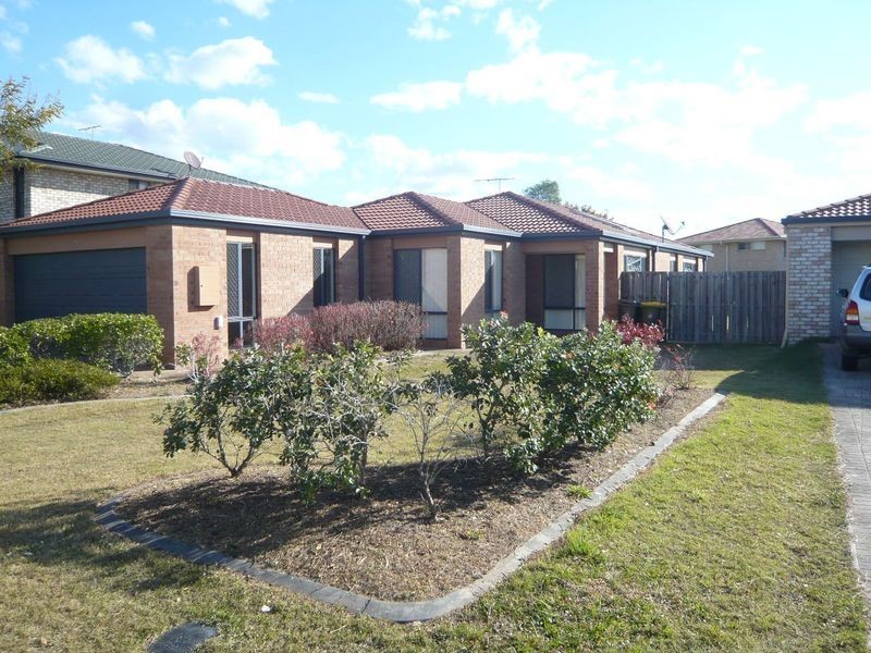 8 Oaktree Place, Bracken Ridge QLD 4017