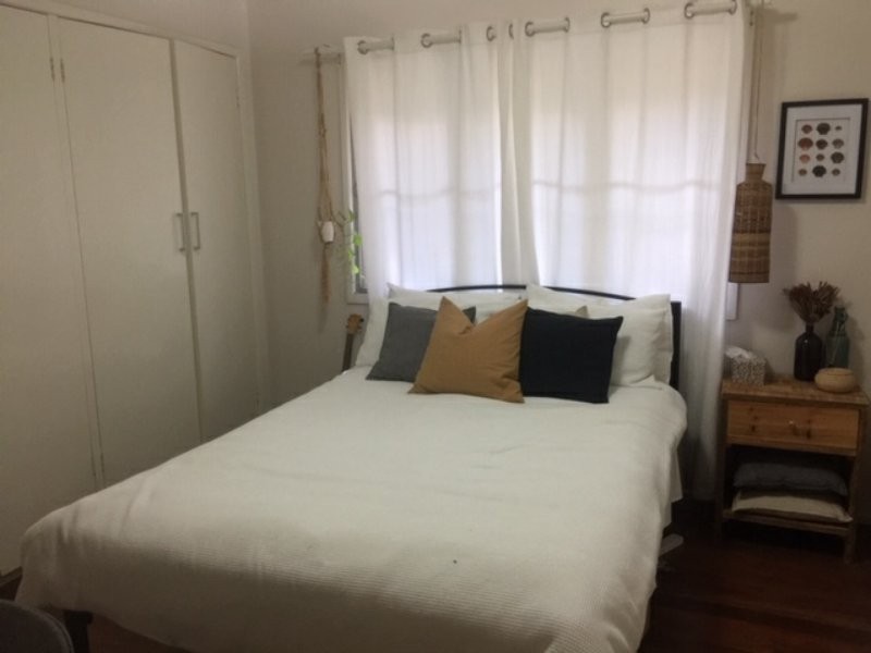 1 Pacific Street, Chermside West QLD 4032