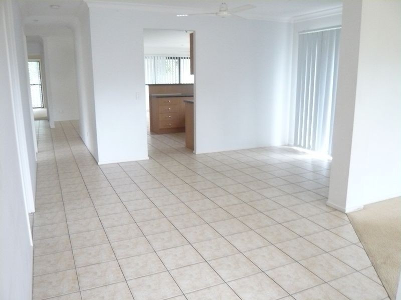 18 Figtree Place, Bracken Ridge QLD 4017