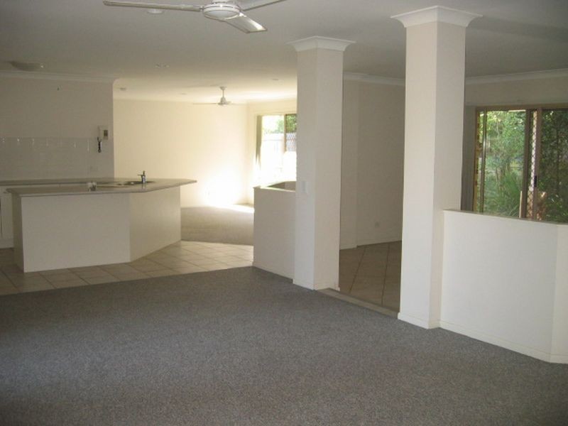 20 Carrington Place, Bridgeman Downs QLD 4035