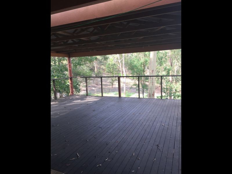 18 Albion Road, Eatons Hill QLD 4037