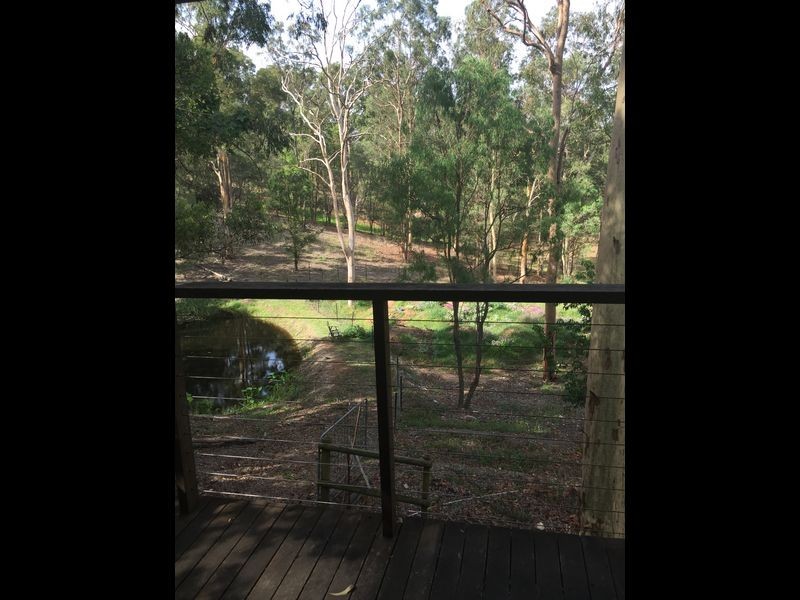 18 Albion Road, Eatons Hill QLD 4037