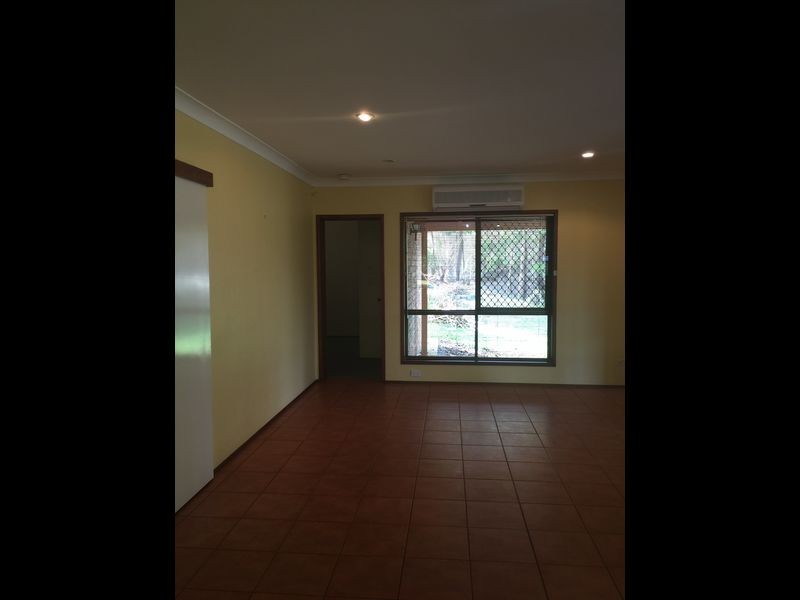 18 Albion Road, Eatons Hill QLD 4037