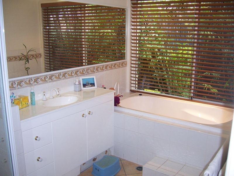 3 Alder Court, Albany Creek QLD 4035