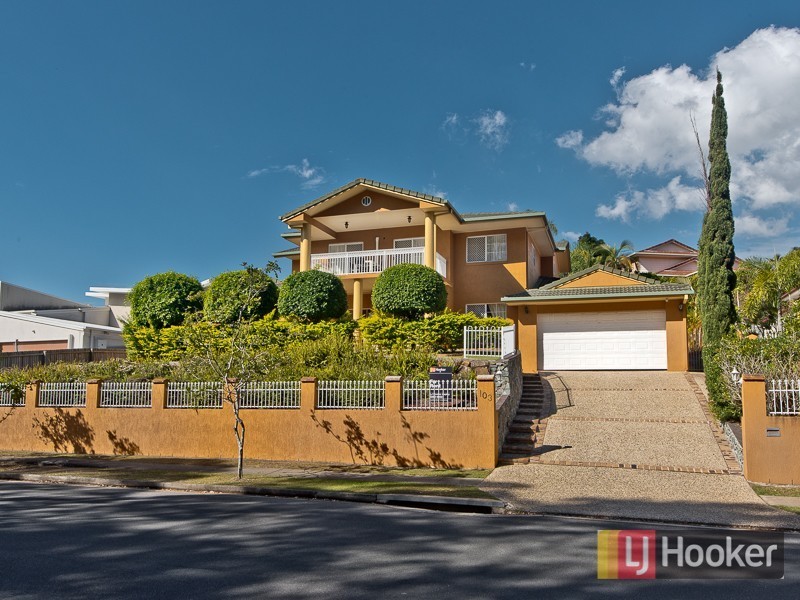 103 Saturn Crescent, Bridgeman Downs QLD 4035