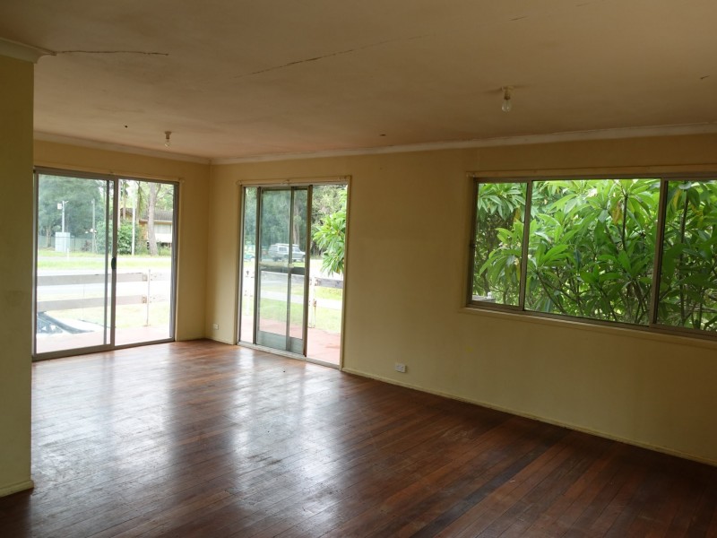 433 Albany Creek Road, Bridgeman Downs QLD 4035