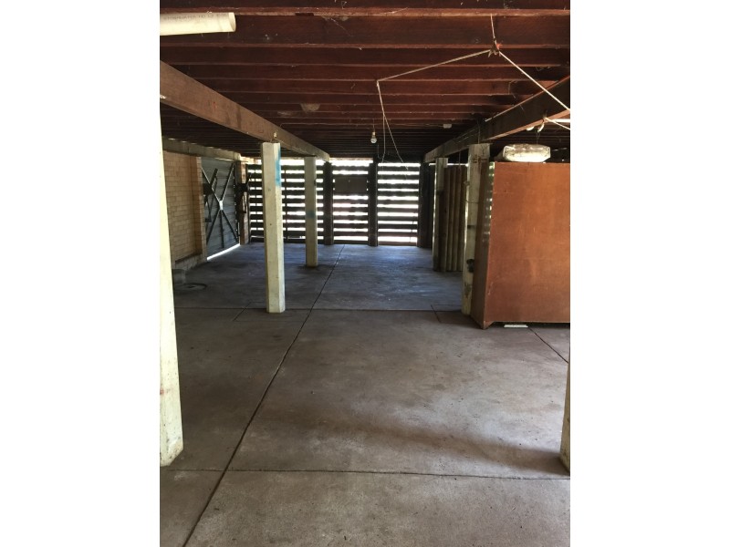 433 Albany Creek Road, Bridgeman Downs QLD 4035