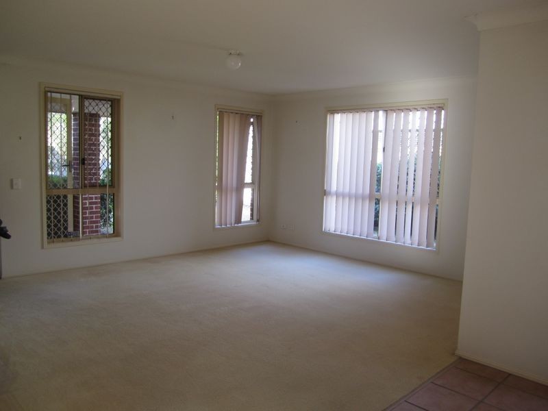 21 Azalea Crescent, Fitzgibbon QLD 4018