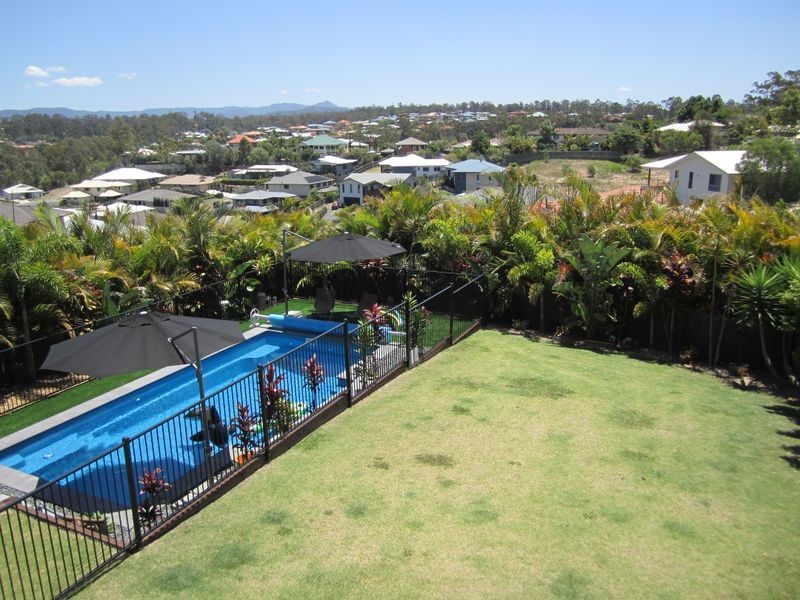 11 Alberic Court, Eatons Hill QLD 4037