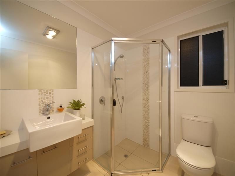 4 Colin Street, Cashmere QLD 4500