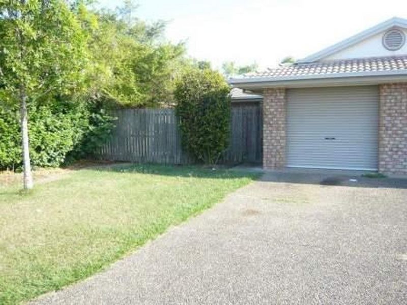 2/33 Hibiscus Cct, Fitzgibbon QLD 4018