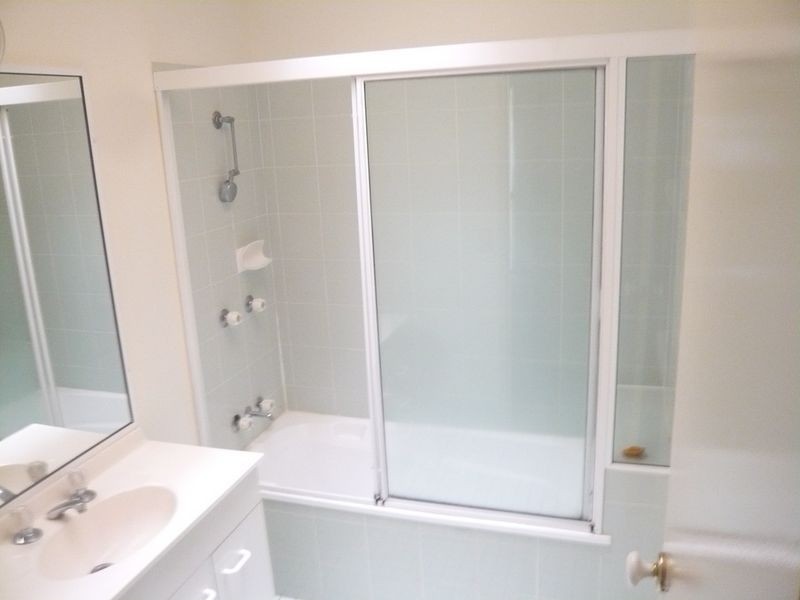 2/33 Hibiscus Cct, Fitzgibbon QLD 4018