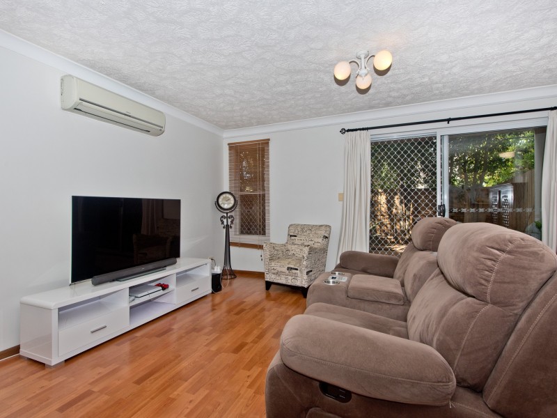 4/2 Halcomb Street, Zillmere QLD 4034