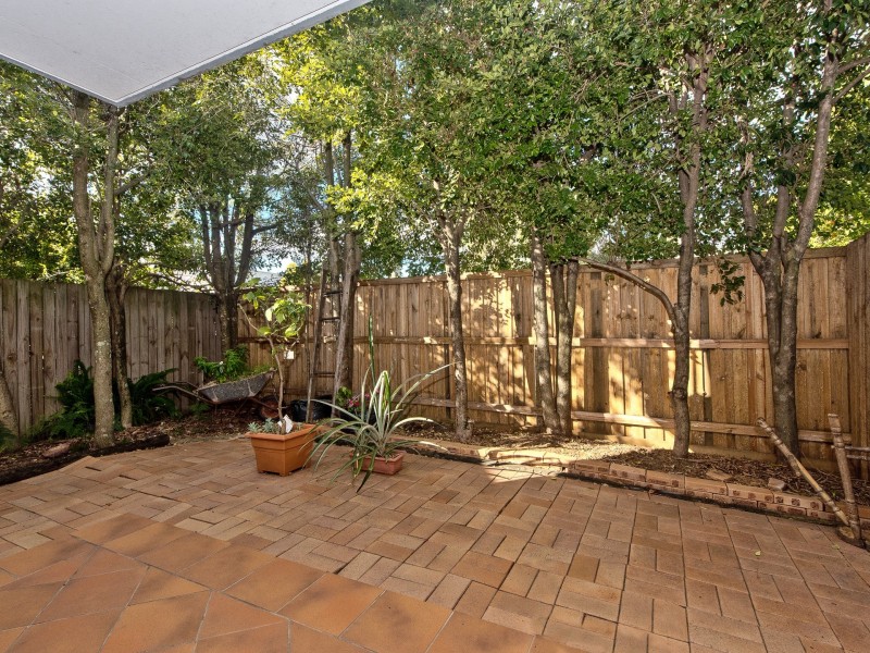 4/2 Halcomb Street, Zillmere QLD 4034