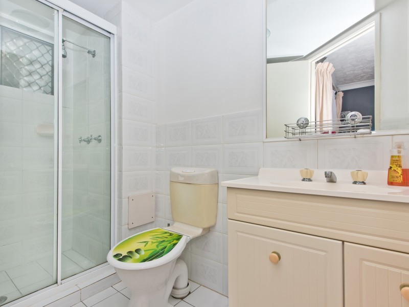 4/2 Halcomb Street, Zillmere QLD 4034