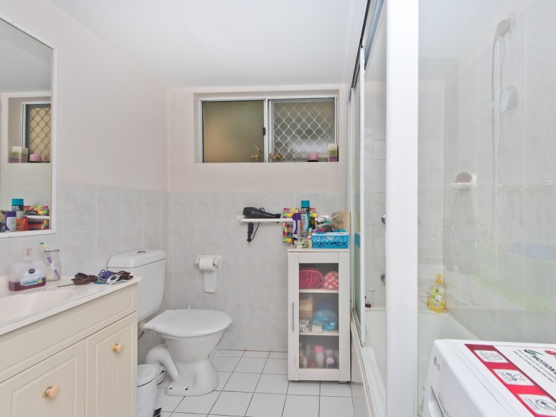 4/2 Halcomb Street, Zillmere QLD 4034