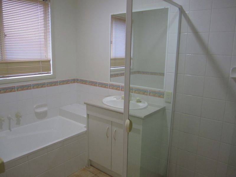 3 Elizabeth Place, Brighton QLD 4017