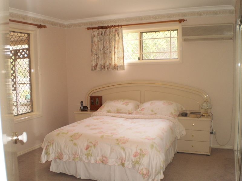 18-30 Graham Rd, Carseldine QLD 4034