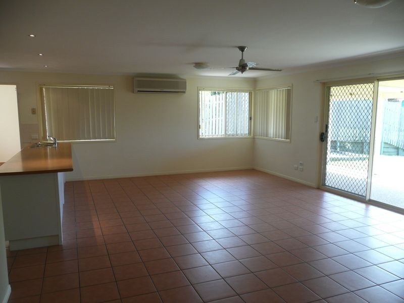 10 Valencia Court, Eatons Hill QLD 4037