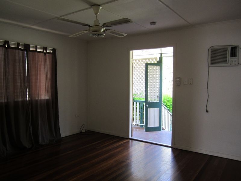 52 Agnew Street, Sandgate QLD 4017