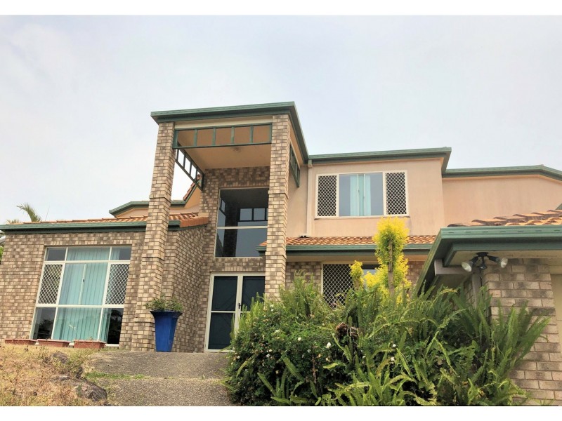 18 Silkyoak Way, Albany Creek QLD 4035