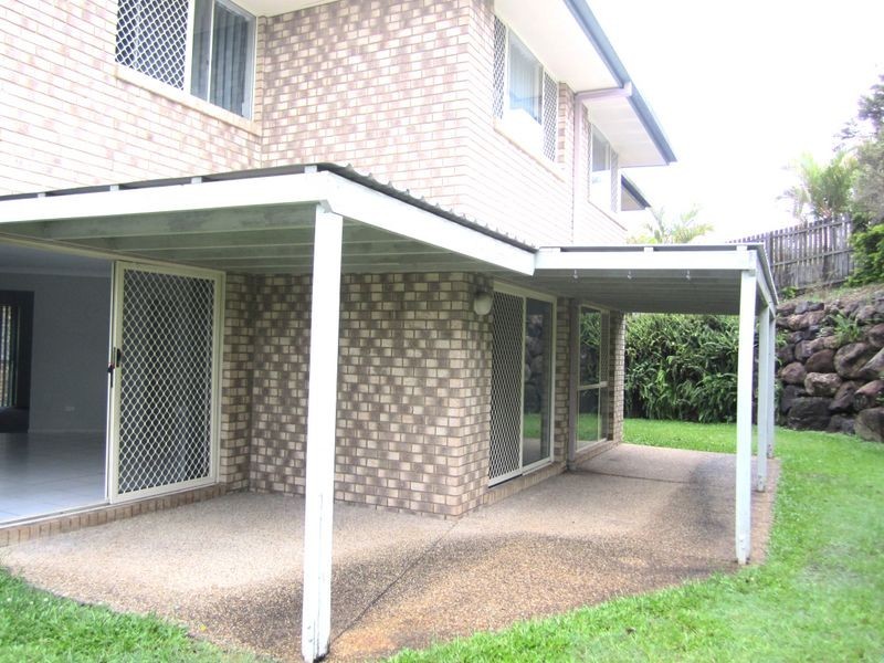 18 Silkyoak Way, Albany Creek QLD 4035
