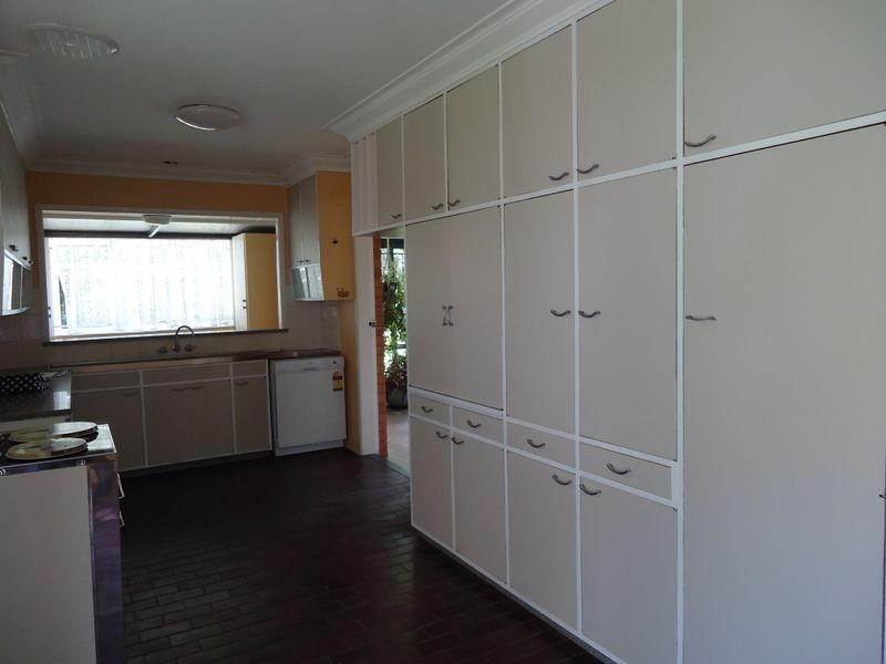 19 Doulton Street, Stafford Heights QLD 4053